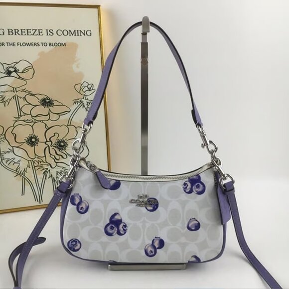 NWT Coach Teri Shoulder Bag In Signature Canvas With Blueberry Print - Picture 1 of 8